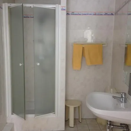 Union Hotell 2*